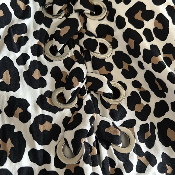 NWT Michael Kors Printed Lace Up Swimsuit - Picture 10 of 11